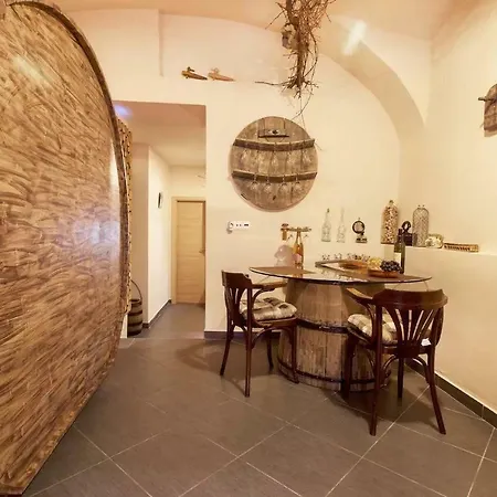 Beer & Wine Cellar